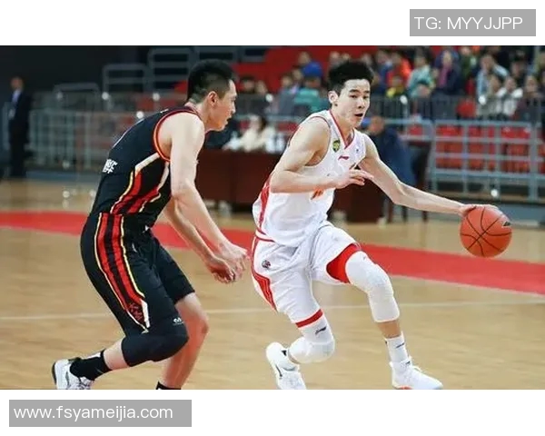 郭昊文:从篮球新星到职业生涯的崭新篇章与挑战探索